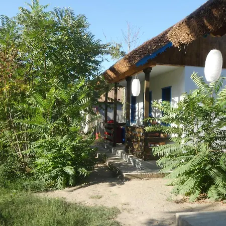 בית נופש Gradina Aricilor *